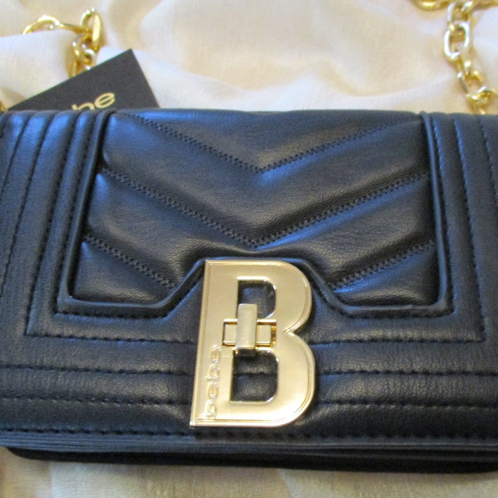NWT Bebe Faux Leather Black Crossbody Bag Gold Chain Strap & Logo Great Gift 🎁